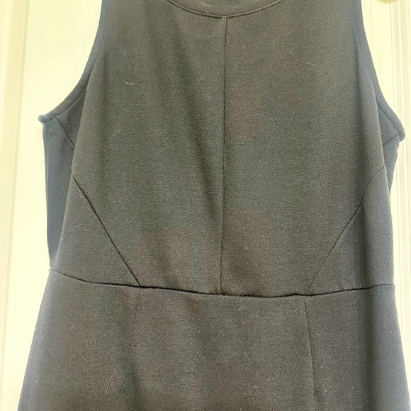 Black Old Navy Fitted Dress - Picture 2 of 2